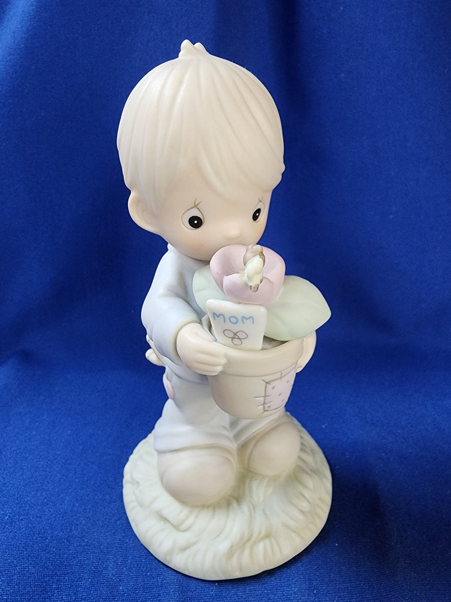 Precious Moments "Family To A Special Mum" RC Gifts