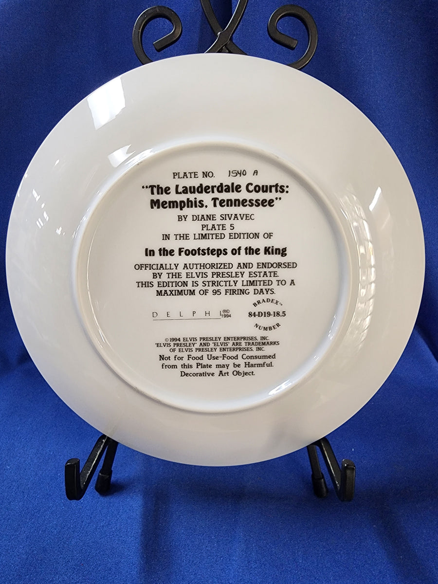 Elvis quot In The Footsteps of the King The Lauderdale Courts: Memphis Elvis quot In The Footsteps of the King The Lauderdale Courts: Memphis