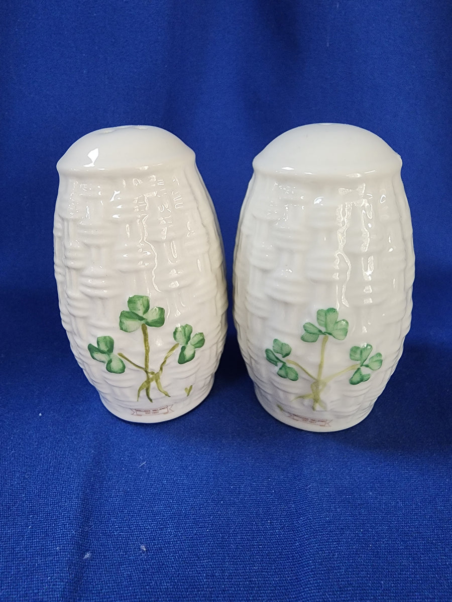 Belleek Living Ripple Salt Pepper Set