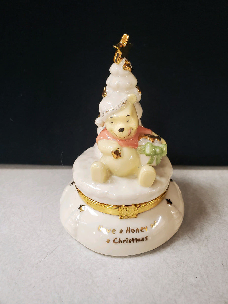 レア物　CLASSIC POOH クリスマスオーナメント3点セット NOEL Disney（ディズニー） レノックス プーさん ピグレット 2022