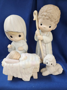 Precious Moments "Nativity - O Come Let Us Adore Him, 10inch"