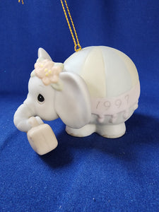 Precious Moments "Animals Annual Ornament - 1997 Pack Your Trunk For The Holidays"