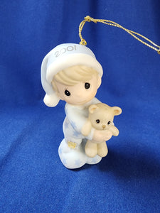 Precious Moments "Baby's First Christmas Ornament - 2001 Boy"