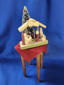 Byer's Choice Carolers "Nativity Table (2023)"