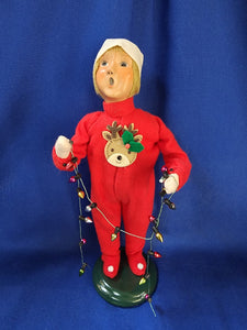 Byer's Choice Carolers "Decorating Boy (2023)"