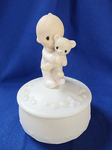 Precious Moments "Baby - Jesus Loves Me Box"