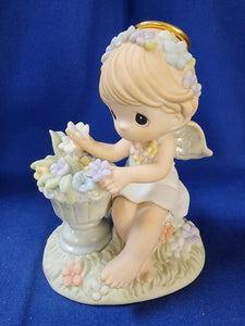 Precious Moments "Inspirational Angel - Dreams Bloom With A Seed Of Faith"