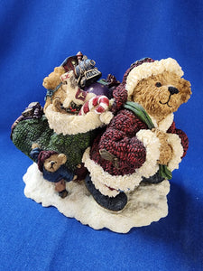 Boyds Bears & Friends "The Bearstone Collection - Klaus Jinglebear with Atlas... Christmas Is Coming"