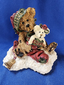 Boyds Bears & Friends "The Bearstone Collection - Honey B. Elfberg with Gabriella... Believe"