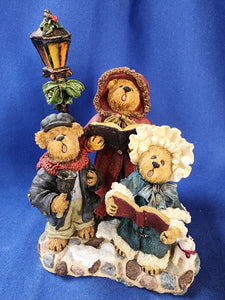 Boyds Bears & Friends "The Bearstone Collection - Victoria Anne with Stuart & Abigail... Sounds Of The Season"