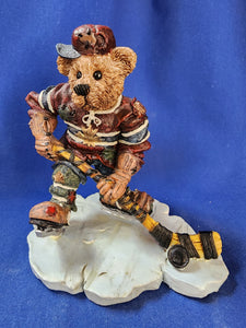 Boyds Bears & Friends "The Bearstone Collection - Puck... Slapshot"