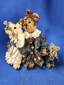 Boyds Bears & Friends "The Bearstone Collection - Louella & Hedda... The Secret"