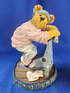 Boyds Bears & Friends "The Bearstone Collection - R.S. Huffenpuff... Never Mind, I'll Buy a Bigger Size"