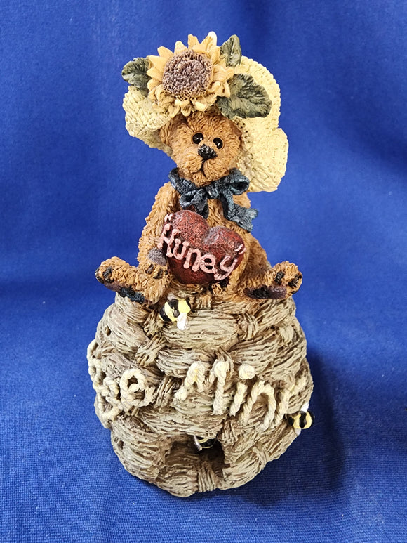 Boyds Bears & Friends 