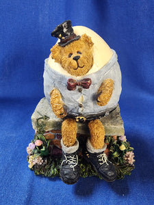 Boyds Bears & Friends "The Bearstone Collection - Humpy Dumpy... All Cracked Up"