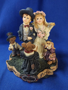 Boyds Bears & Friends "The Dollstone Collection - Ryan & Diane with Cory, Wesley and Carly... Love is Forever"