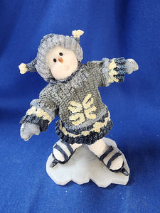 Boyds Bears & Friends "Snow Dooodes & Wee Folks - Triple Clutz... Very Short Program"