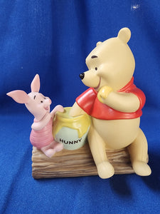 Pooh & Friends "Friendship Is The Sweetest Kind Of Sharing"