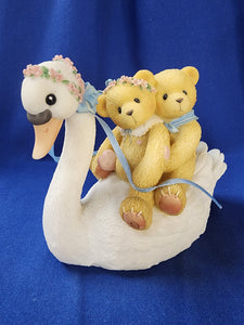 Cherished Teddies "Matt and Vicki - Love Is The Best Thing Two Can Share"