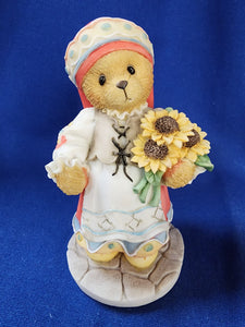 Cherished Teddies "Across The Seas, Nadia (Russia) - From Russia, With Love"