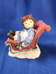 Raggedy Ann & Andy "All Hearts Come Home At Christmas"