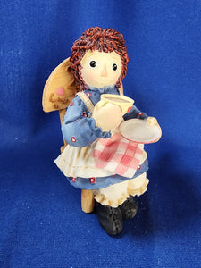 Raggedy Ann & Andy "A Cup Of Friendship Warms The Heart"