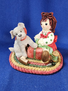 Raggedy Ann & Andy "The Gift Of Happiness Belongs To Those Who Unwrap It"