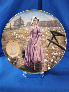 Gone With The Wind "The Orchid Percale Dress, Plate" RC Gifts Gone With The Wind "The Orchid Percale Dress, Plate" RC Gifts