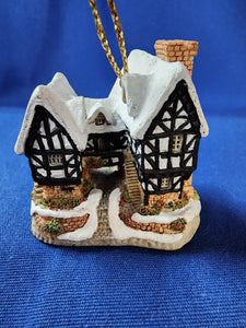 David Winter "Ornament - Tudor Manor House"