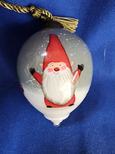 Ne'Qwa Art "Gnome For The Holidays"