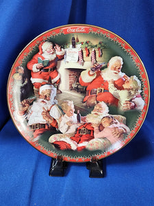 Coca-Cola "Santa's Sweet Surprise Plate by The Bradford Exchange"