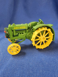 Heirloom Ornament Collection "John Deere Model BO"