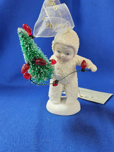 Snowbabies "Lighting The Tree - Ornament"