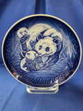 Bing & Grøndahl Plates "1992 Mother Panda and Cubs"