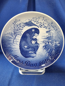 Bing & Grøndahl Plates "2016 Chimpanzee with Infant"