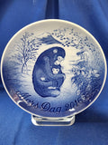 Bing & Grøndahl Plates "2016 Chimpanzee with Infant"