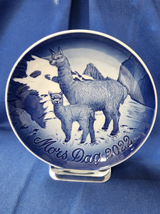 Bing & Grøndahl Plates "2021 Llama with Cria"