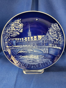 Bing & Grøndahl Plates "Christmas - 1991 The Copenhagen Stock Exchange"