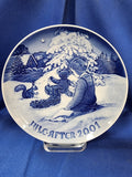 Bing & Grøndahl Plates "Christmas - 2001 Playing In The Snow"