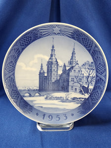 Royal Copenhagen Plates "Christmas - 1953 Fredericksborg Castle"