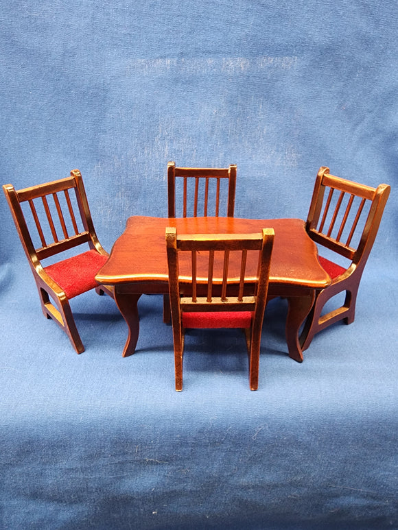 Dollhouse Furniture 