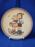 Hummel Plate "Friends Forever, Surprise"