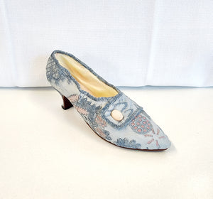 Just The Right Shoe "Lavish Tapestry (1999)"