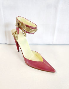Just The Right Shoe "Captive Heart (2004)"