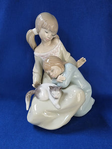 Lladro "Little Sister"