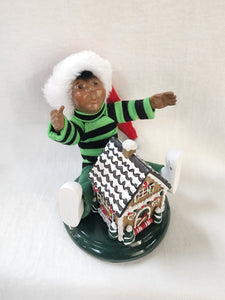 Byer's Choice Carolers "AA Toddler with Gingerbread (2022)"