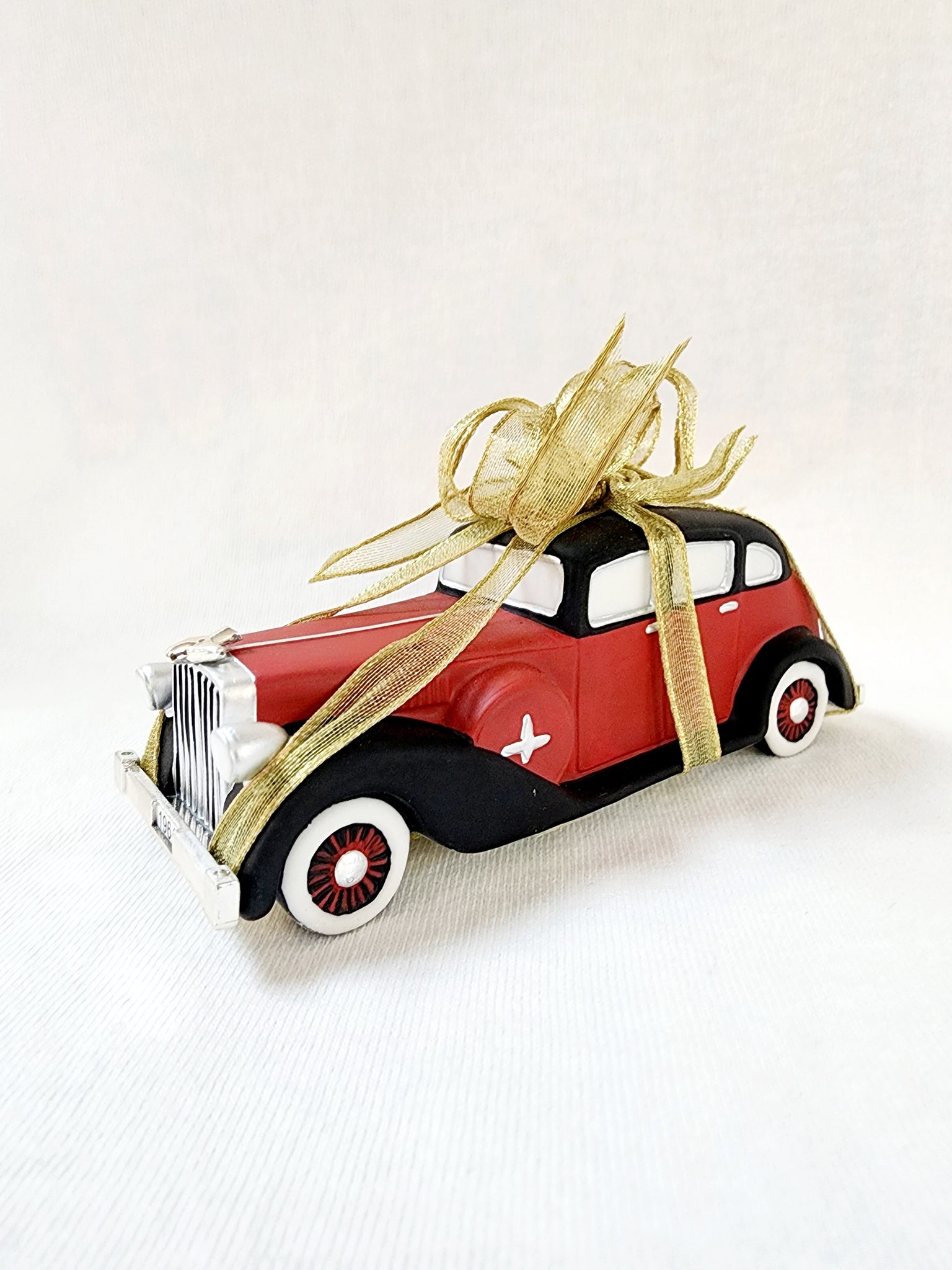 Christmas In The City "A Shiny New Christmas Present"