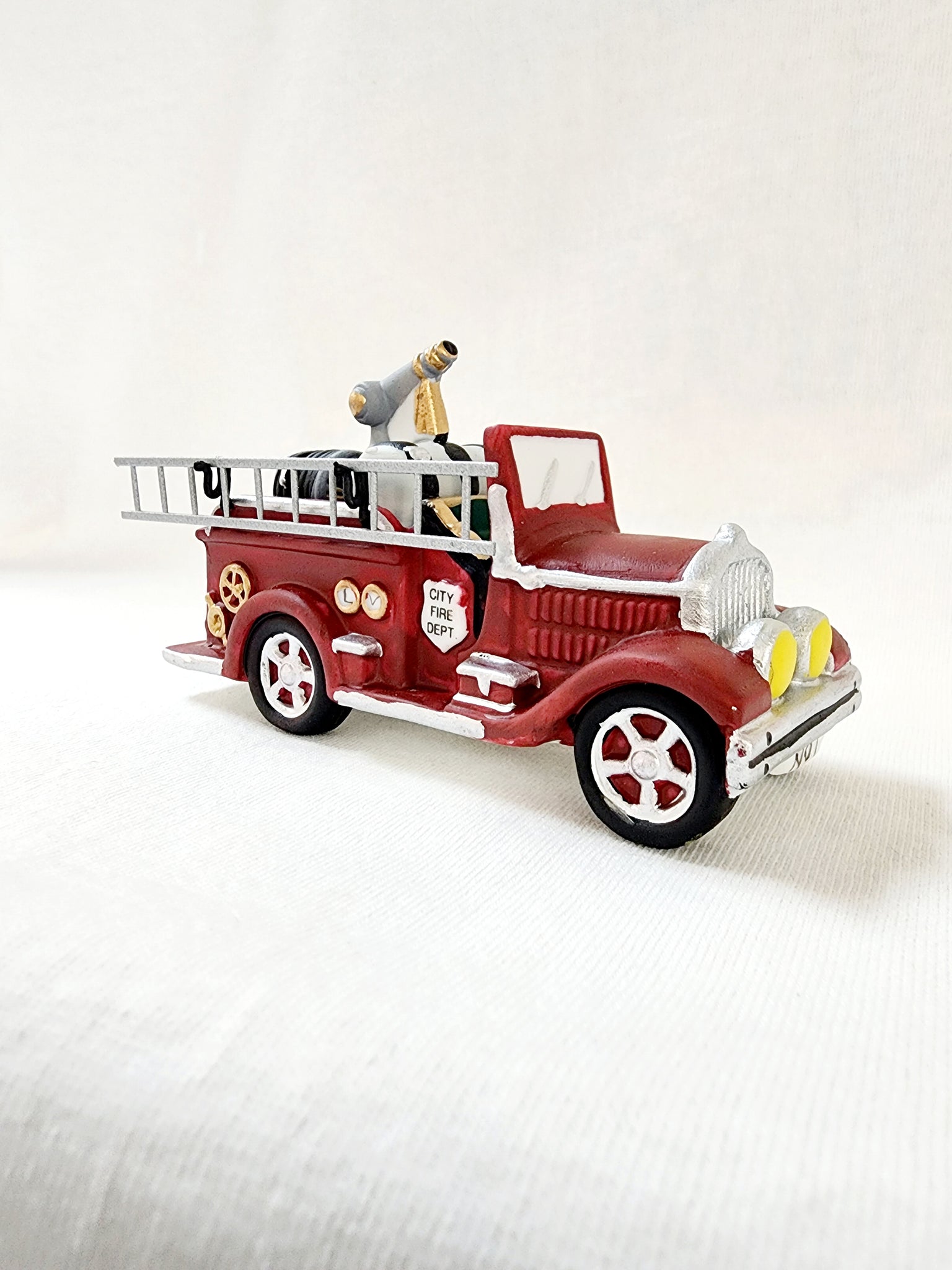 Christmas In The City "City Fire Dept. Fire Truck"