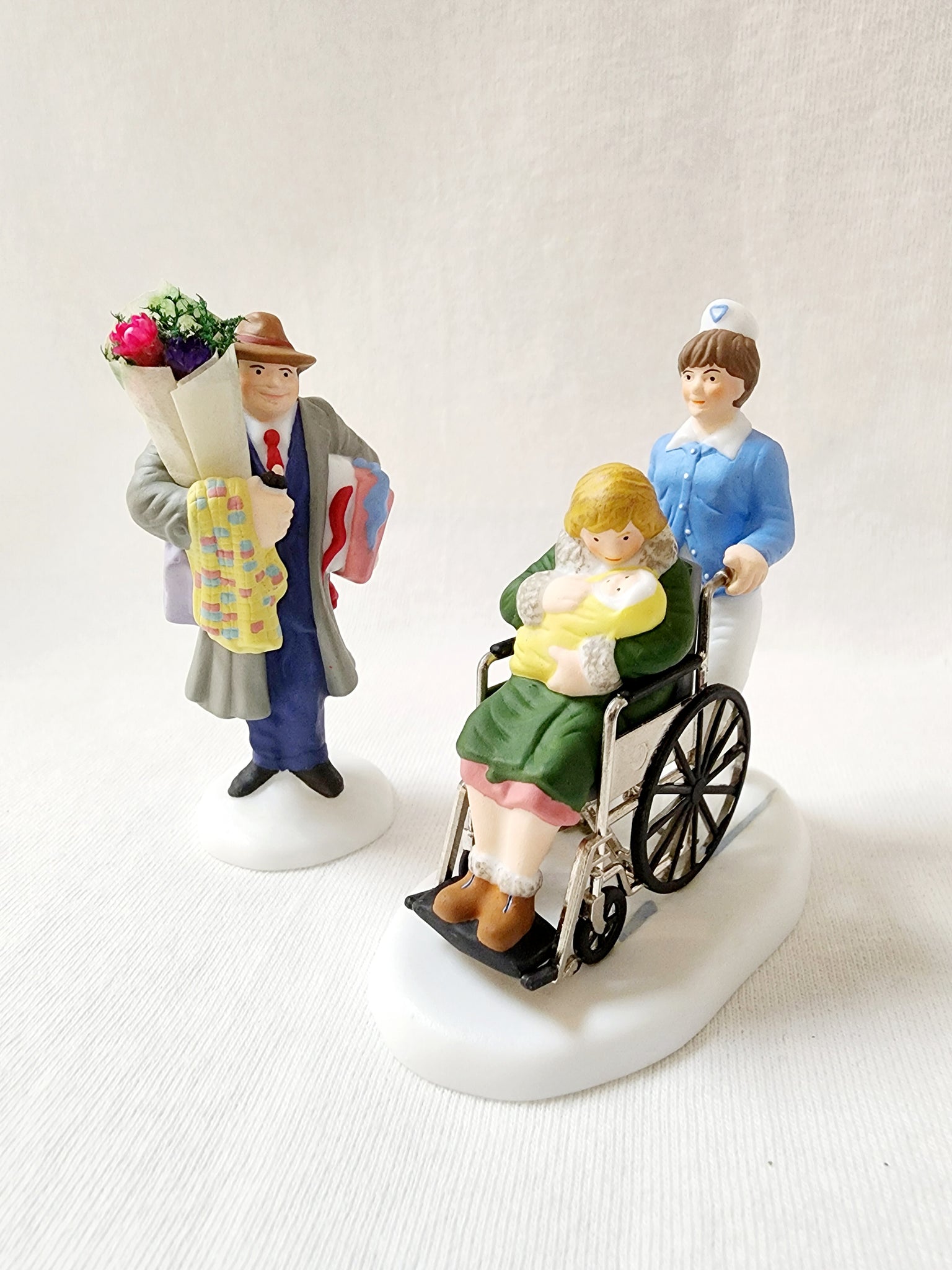 Department 56 Bringing Home The Baby