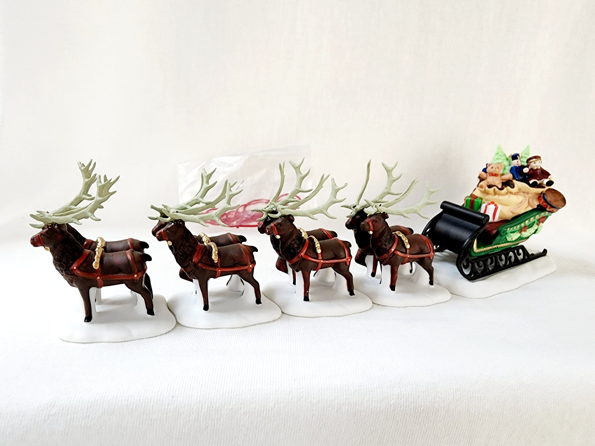 Department 56 North Pole Sleigh And Eight Tiny Reindeer